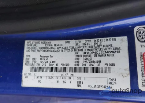 2014 Ford Fiesta Titanium из США, поврежденный, VIN 3FADP4CJ3EM220218